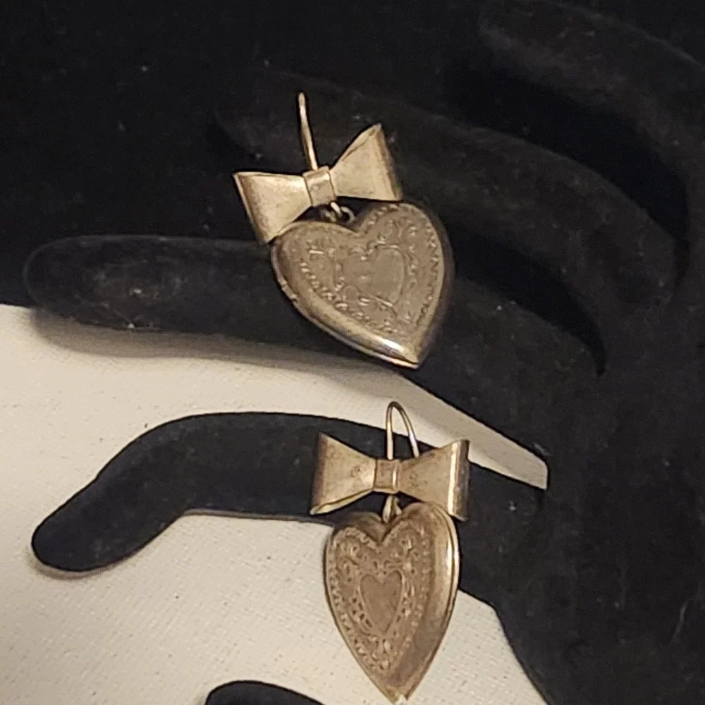 Vintage Heart Locket Earrings Engraved‎ Bow Drop Silver Tone Romantic Jewelry